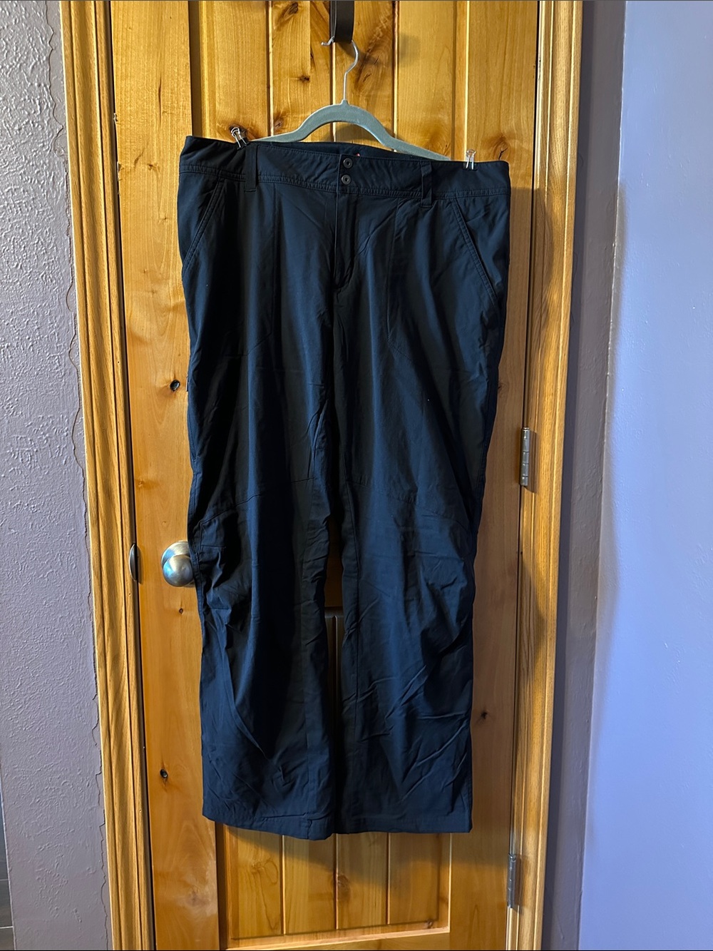Columbia Omni Heat Black Straight Leg Women's Pants